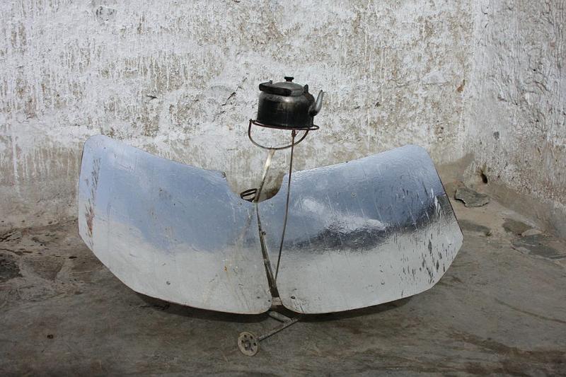 131 Solar powered stove with a tea pot.jpg